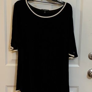 Black with white trim 2X top. Like new